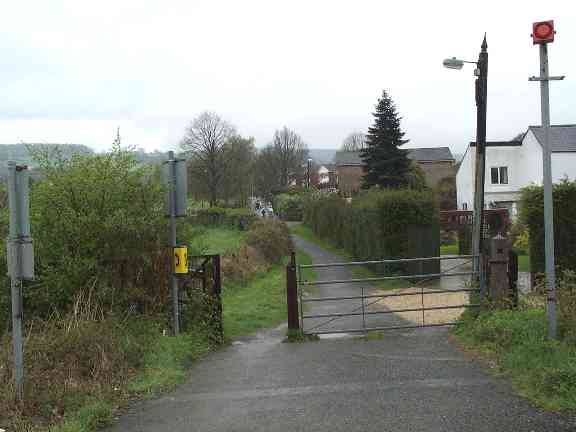 6school10.jpg (17047 bytes)